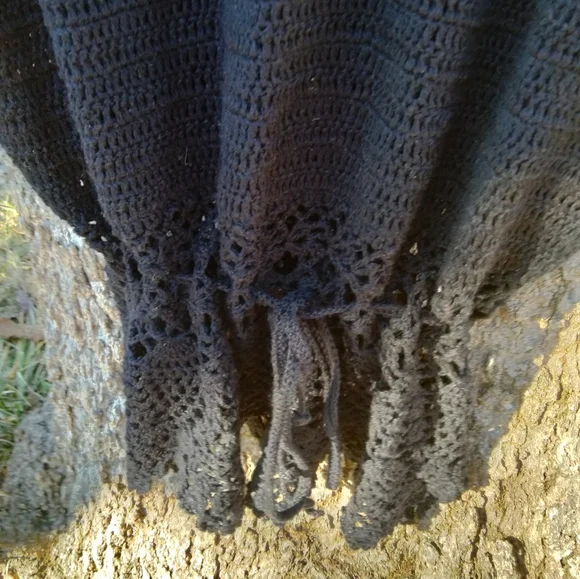 ⬇️ Price Drop!⬇️ Ideology Short Sleeve Sweater in size M - Picture 4 of 4